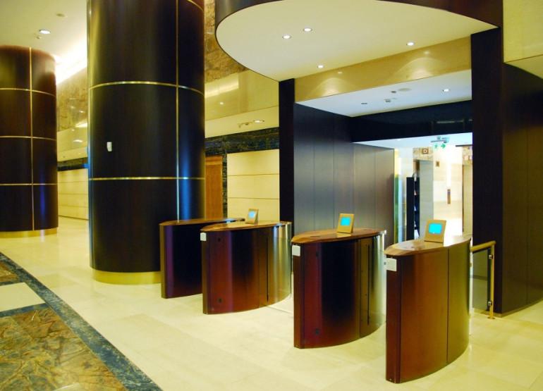 Башня Империя: Пропускная система