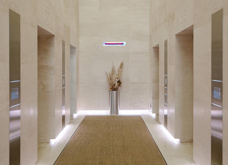 Башня Меркурий: Вид главного лифтового холла